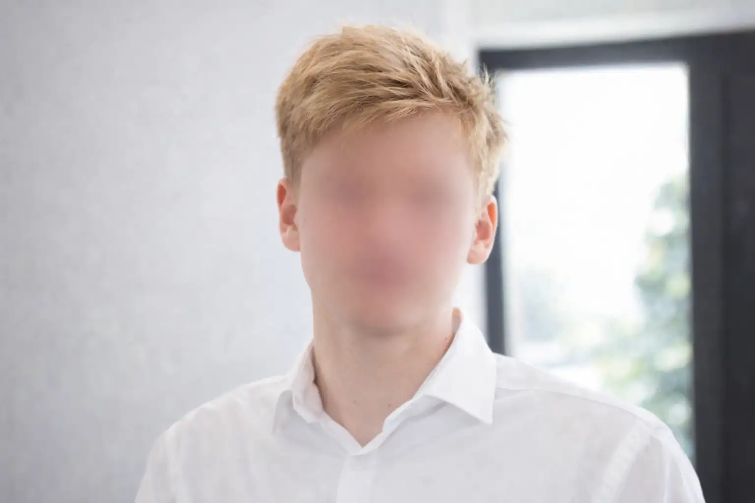 Der Grafikdesigner Max Hayen Der Grafikdesigner Max Hayen